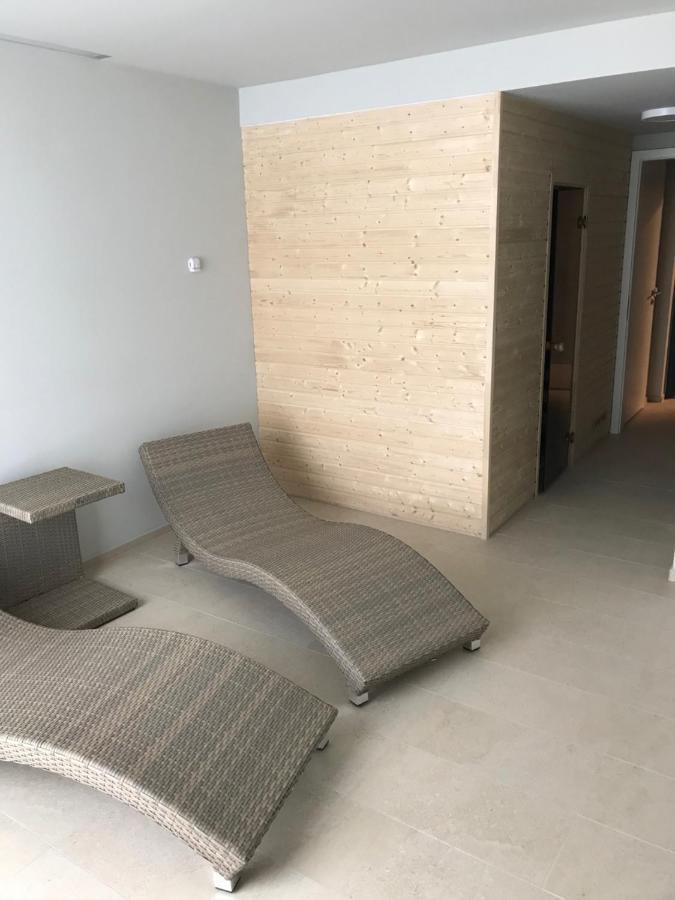 Jezerni Apartman S Terasou A Saunou V Lakepark Residence ด็อคซี ภายนอก รูปภาพ